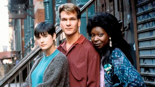 A intemporalidade do amor além da vida: por que este clássico de 1990 ainda emociona gerações 1 Ghost filme